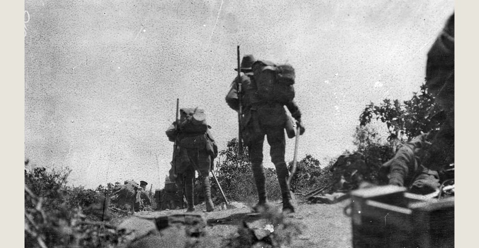Australian troops going into action across Plugge's Plateau after the landing on 25 April.